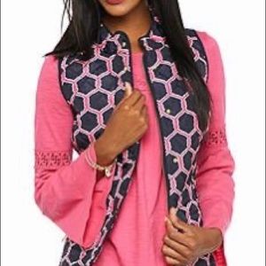 2/$10 NWOT Crown & Ivy 💗 Pink and Navy Vest Small